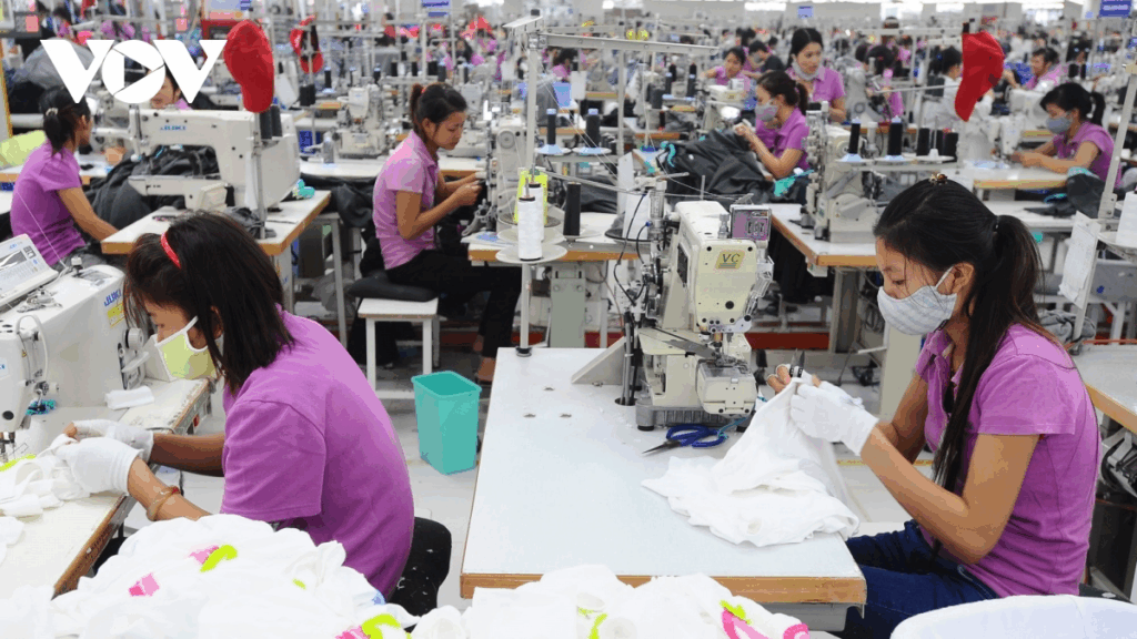Dệt May, Da Giày Việt Nam: Chiến Lược Giữ Vững Ngôi Vị Top Đầu Xuất Khẩu