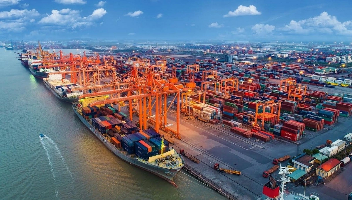 Xuất Khẩu Việt Nam 2025: Những Xu Hướng Nổi Bật Sau Đại Dịch
