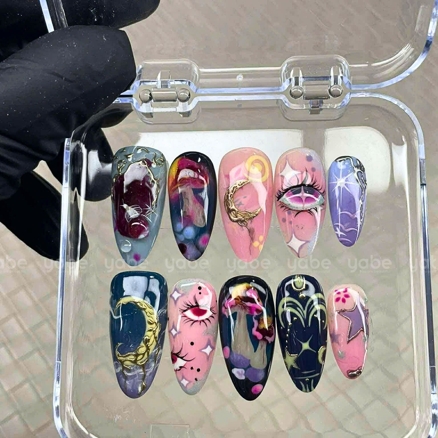 Handmade Press On Nails: Tiềm Năng Xuất Khẩu Mới Của Việt Nam