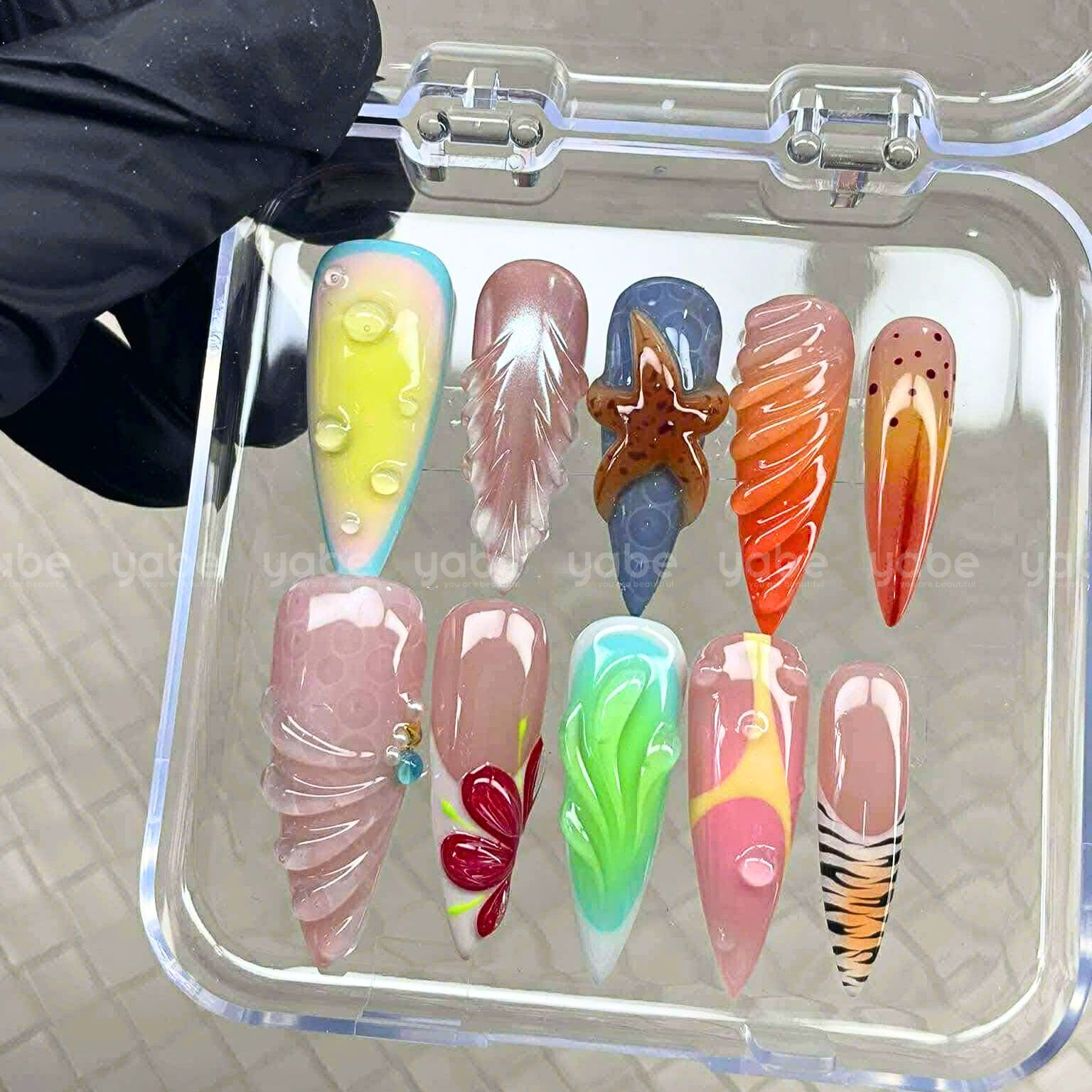Handmade Press On Nails: Tiềm Năng Xuất Khẩu Mới Của Việt Nam