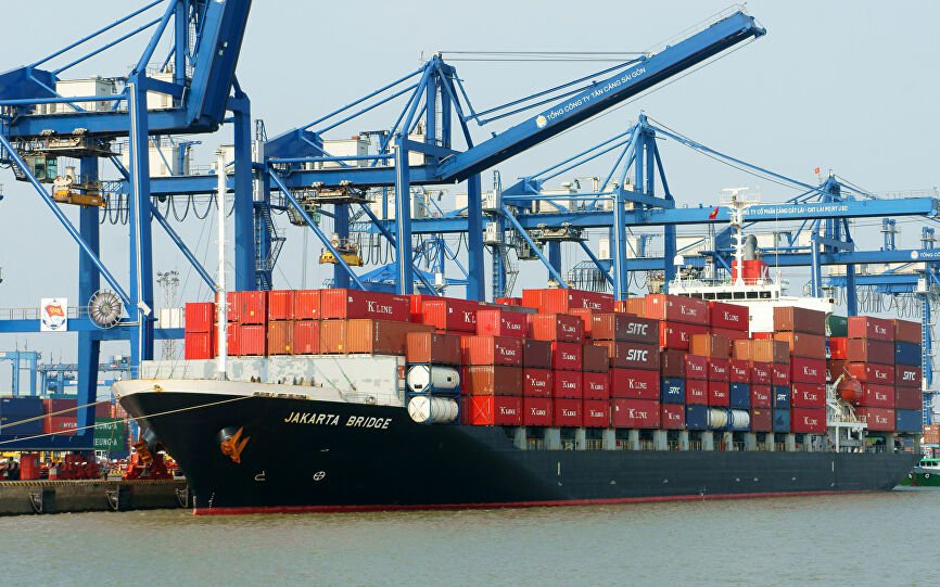 Tác Động Trung Hạn Của Thỏa Thuận Thuế Quan Việt – Mỹ (2025)