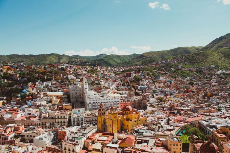 Nghiên Cứu Thị Trường Tại Mexico: Đặc Điểm Và Cơ Hội Cho Hàng Hóa Việt Nam