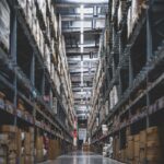 Dịch Vụ Fulfillment Là Gì? So Sánh Tự Vận Chuyển Bưu Điện Và Thuê Kho Bãi